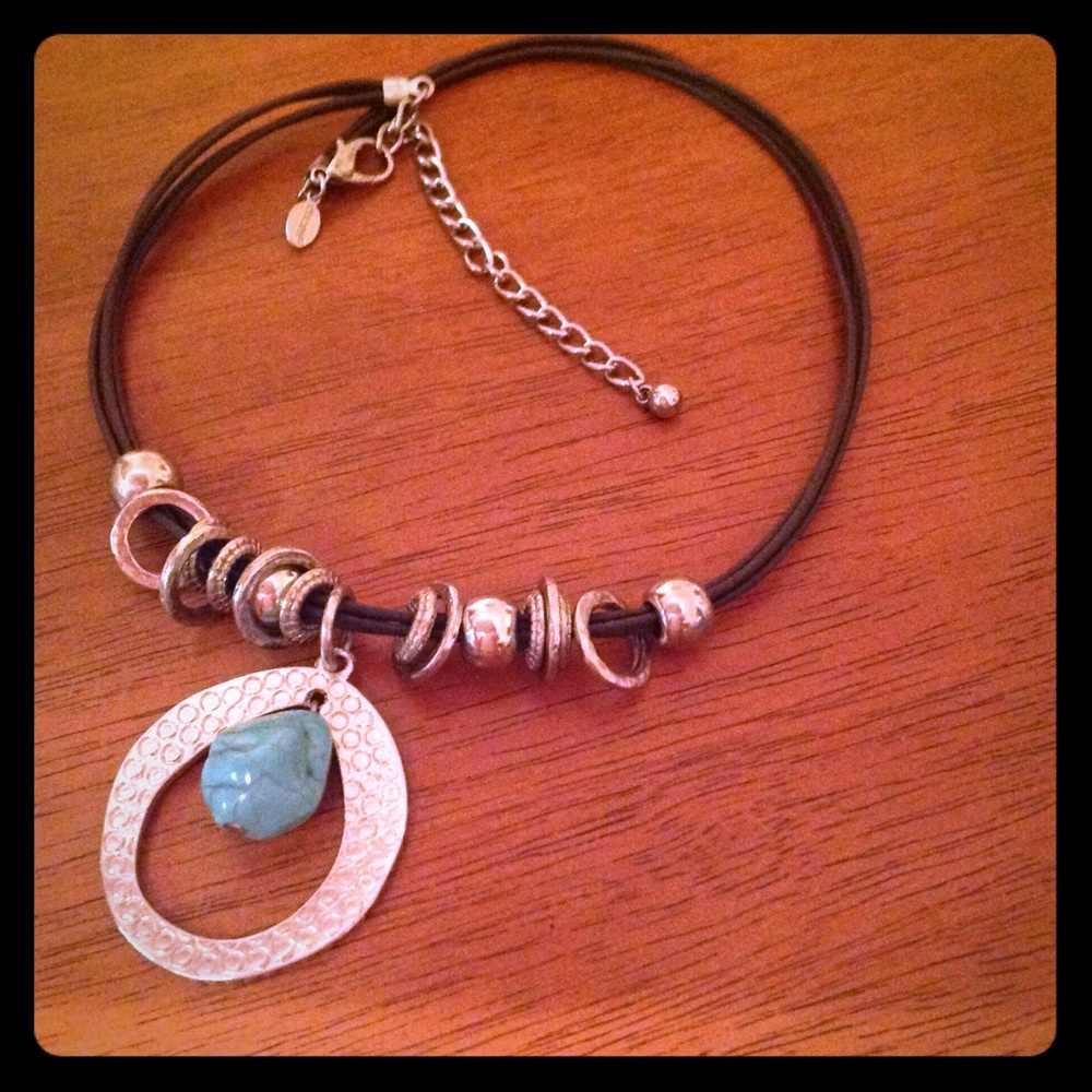 Chico’s necklace